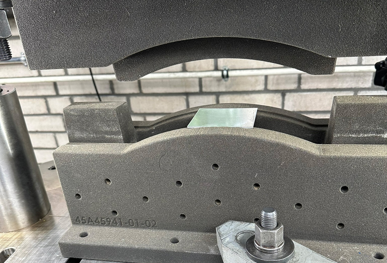 Günstigeres und schnelleres Prototyping von Umformwerkzeug dank Sand-3D-Druck.